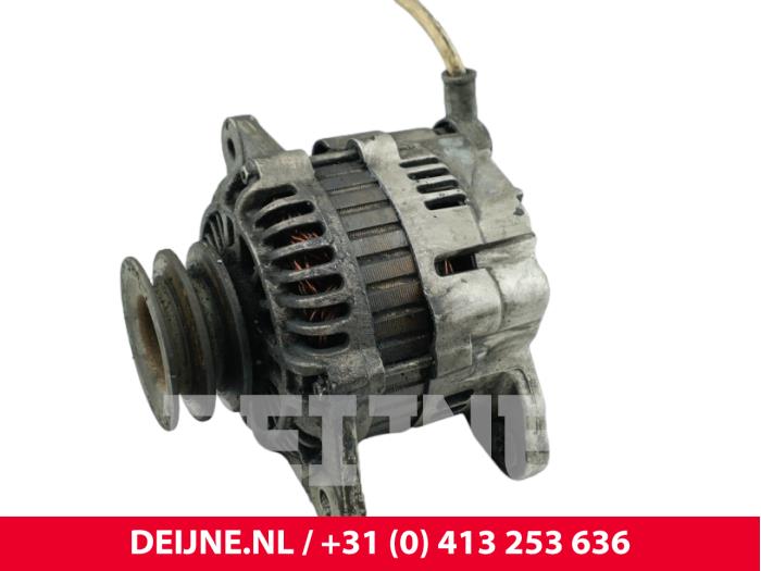 Gebruikte Dynamo Volvo XC60 II (UZ) 2.0 D4 16V AWD Prijs € 30,00 Margeregeling aangeboden door van Deijne Onderdelen Uden B.V.
