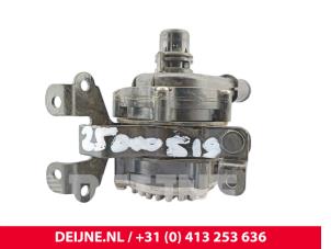 Volvo XC40 Zusätzliche Wasserpumpe O297696 foto 3