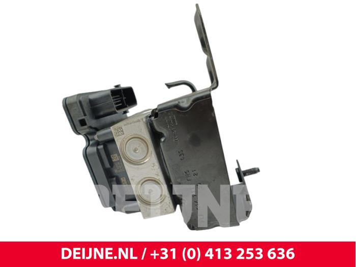 Volkswagen Transporter ABS Pumpe O297698