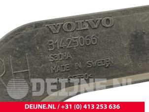 Volvo V90 Rear bumper bracket, right O297776 photo 3