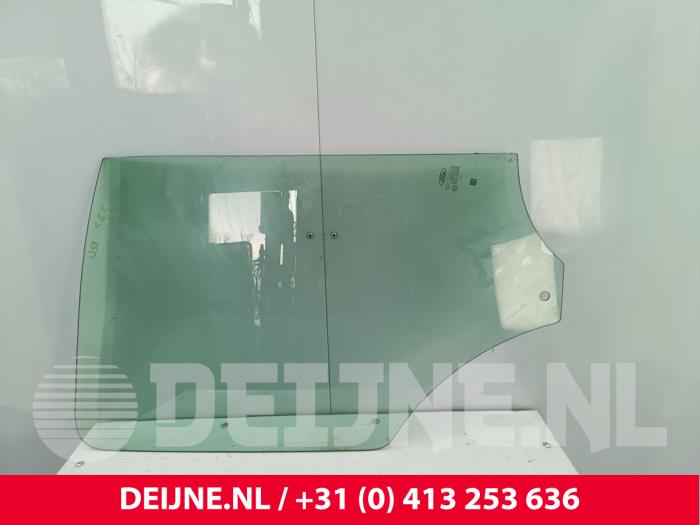 Mercedes Sprinter Dreieckfenster rechts vorne O297792