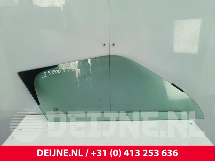 Opel Movano Dreieckfenster links vorne O297795