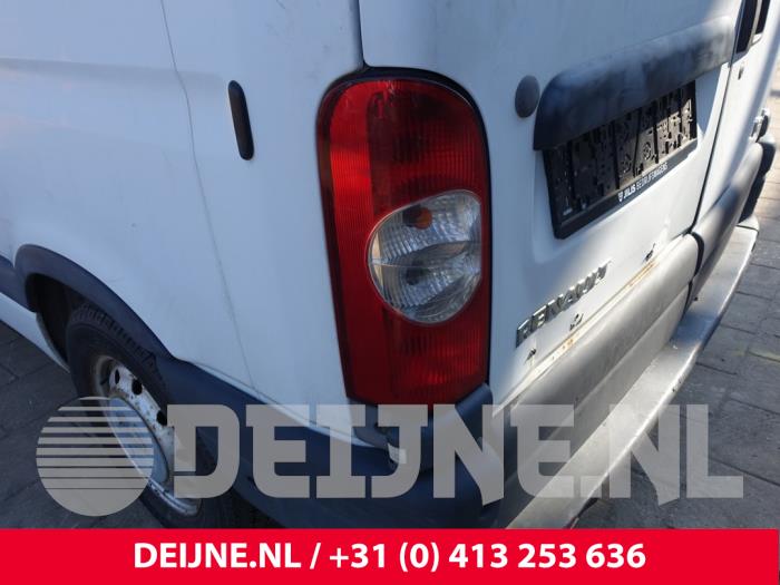 Renault Master Achterlicht links O297818