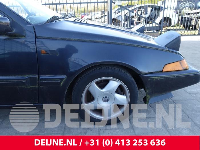 Volvo 4-Serie Scherm rechts-voor O297917