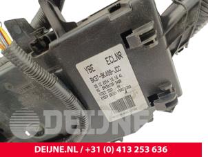 Ford Transit Fuse box O297957 photo 3