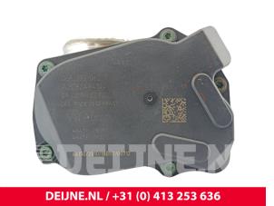 Volkswagen Tiguan Throttle body O298035 photo 3