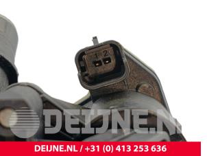 Peugeot Boxer Thermostat housing O298047 photo 4