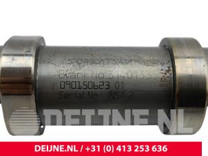Volvo V40 Camshaft O298049 photo 4