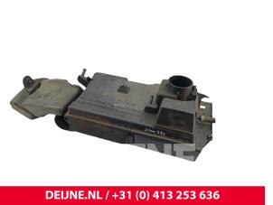Volvo V50 Air box O298057 photo 3