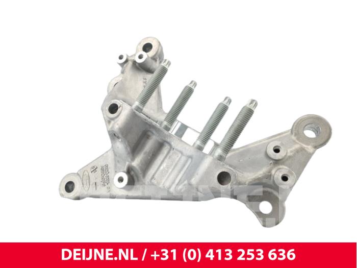 Ford Transit Motorsteun O298086