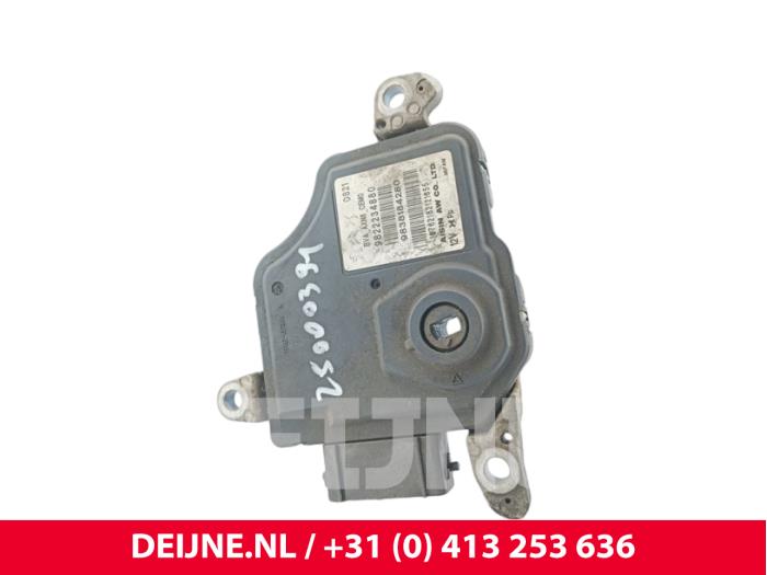 Gebruikte Computer Automatische Bak Citroen Jumpy 2.0 Blue HDI 145 Prijs € 484,00 Inclusief btw aangeboden door van Deijne Onderdelen Uden B.V.