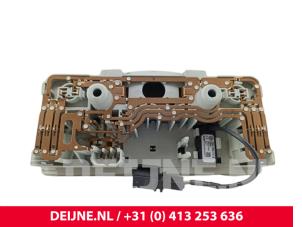 Volkswagen Caddy Innenbeleuchtung vorne O298130 foto 2