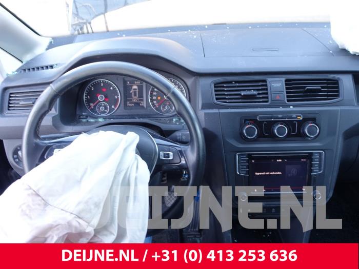 Volkswagen Caddy Lenkrad O298164