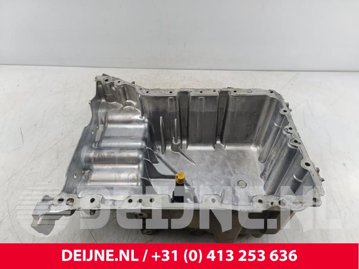 Gebruikte Carterpan Mercedes Sprinter 3,5t (910.0/910.1/907.1/907.2) 314 CDI 2.1 D FWD Prijs € 477,95 Inclusief btw aangeboden door van Deijne Onderdelen Uden B.V.