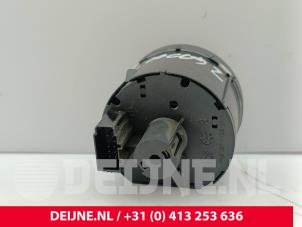 Volkswagen Crafter Light switch O298267 photo 2