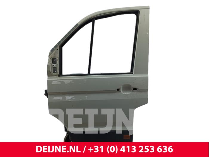 Volkswagen Crafter Tür 2-türig links O298268