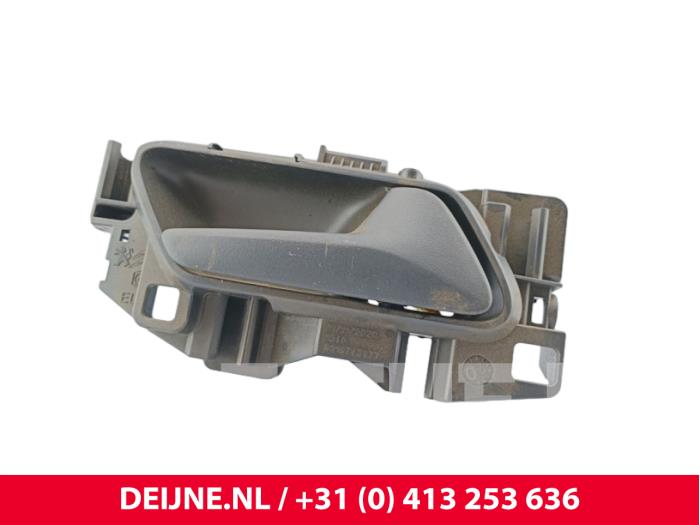 Toyota Pro-Ace City Türgriff 2-türig rechts O298320