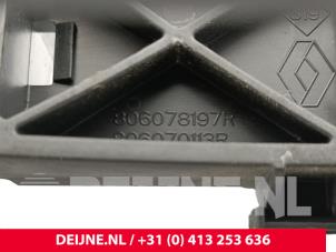 Renault Master Portiergreep 2Deurs links O298322 foto 3