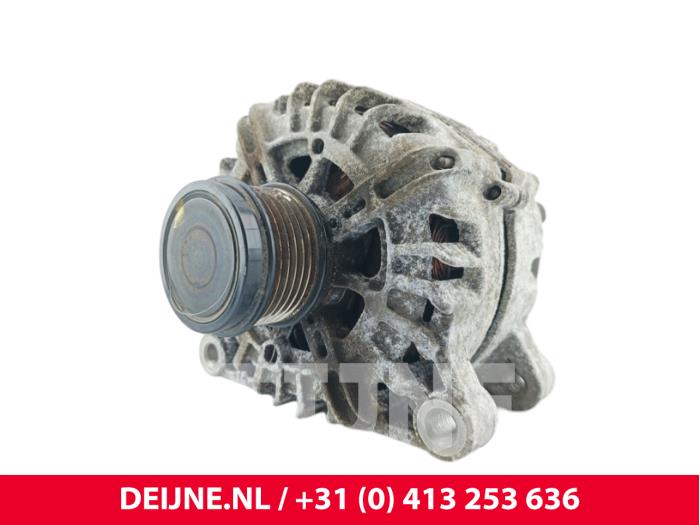 Gebruikte Dynamo Toyota ProAce 1.6 D-4D 95 16V Worker Prijs € 54,45 Inclusief btw aangeboden door van Deijne Onderdelen Uden B.V.