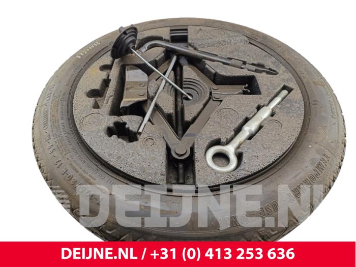 Volvo XC70 Wagenheber Set+ Reserverad O298340