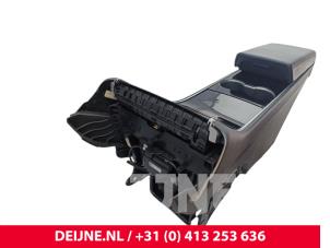 Tesla Model 3 Middle console O298350 photo 2