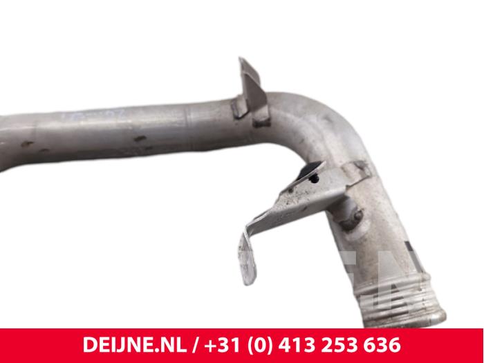 Gebruikte Intercooler Buis Volvo V60 II (ZW) 2.0 D3 16V Prijs € 25,00 Margeregeling aangeboden door van Deijne Onderdelen Uden B.V.