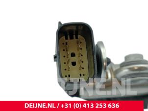 MG ZS Fuel injector nozzle O298380 photo 4