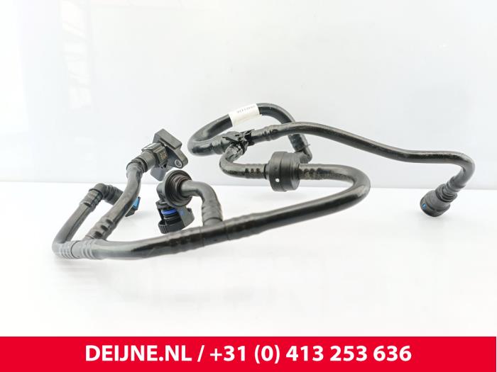MG ZS Brandstof retourleiding O298387