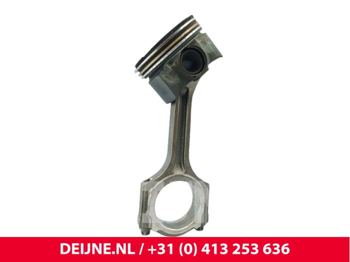 Ford Transit Kolben O298427
