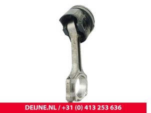 Ford Transit Piston O298427 photo 2