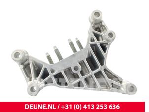 Ford Transit Motorsteun O298439 foto 2
