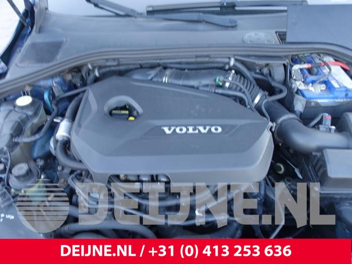 Gebruikte Motor Volvo V60 I (FW/GW) 1.6 T4 16V Flexifuel Prijs € 2.000,00 Margeregeling aangeboden door van Deijne Onderdelen Uden B.V.