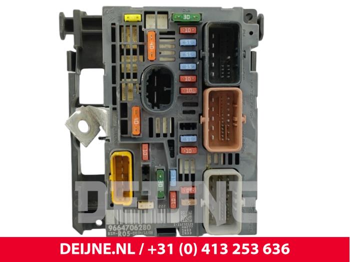 Citroen Berlingo Fuse box O298450