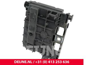 Citroen Berlingo Fuse box O298452 photo 2