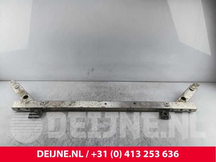Volvo V90 Querträger vorne O298469