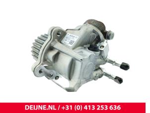 Iveco New Daily Brandstofpomp Mechanisch O298584 foto 2