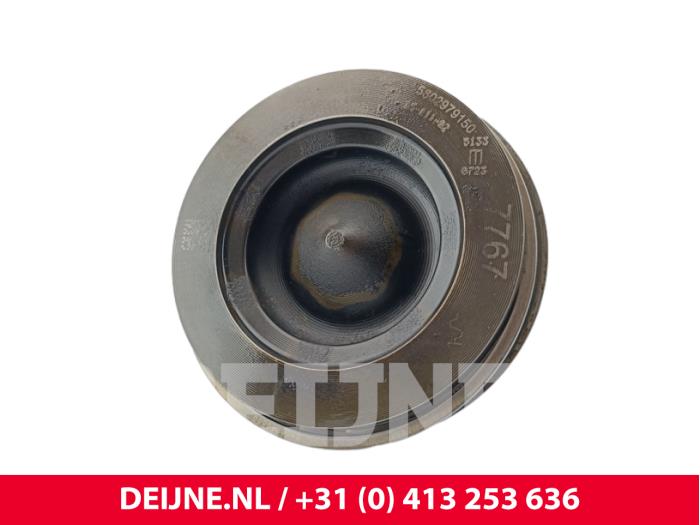 Gebruikte Zuiger Iveco New Daily VI 33S14, 35C14, 35S14 Prijs € 181,50 Inclusief btw aangeboden door van Deijne Onderdelen Uden B.V.