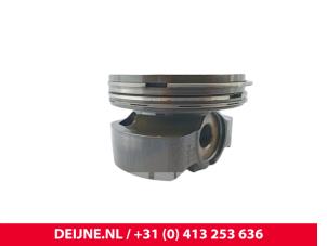 Iveco New Daily Kolben O298590 foto 4