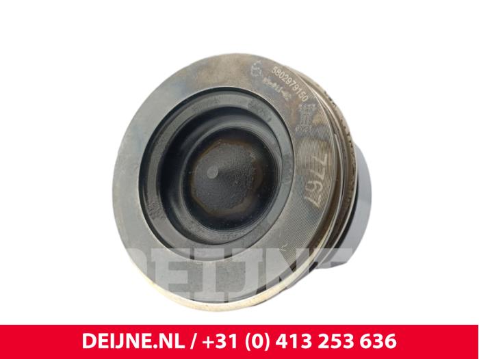 Gebruikte Zuiger Iveco New Daily VI 33S14, 35C14, 35S14 Prijs € 181,50 Inclusief btw aangeboden door van Deijne Onderdelen Uden B.V.
