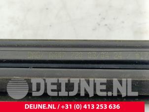 Mercedes Vito Türgummi 2-türig rechts O298690 foto 3