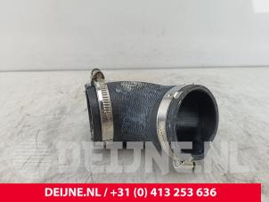 Volkswagen Transporter Intercooler Slang O298718 foto 3