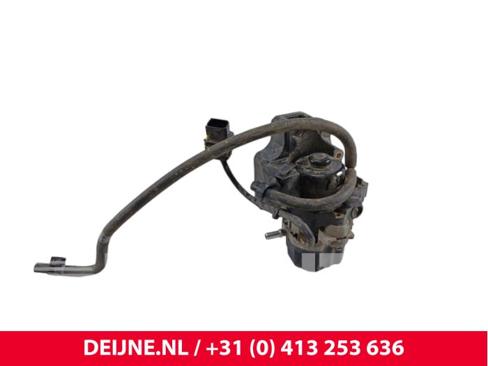 Gebruikte Hogedrukpomp Mercedes eVito (447.6) 90 kWh Prijs € 199,65 Inclusief btw aangeboden door van Deijne Onderdelen Uden B.V.