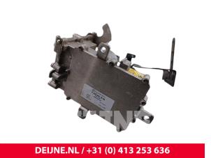 Mercedes eVito Distributor O298732 photo 2