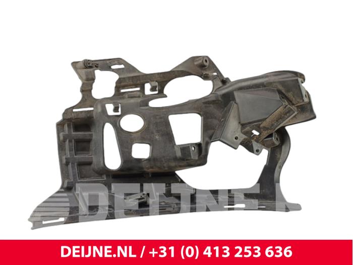 Volvo V60 Stoßstangenstütze links vorne O298860