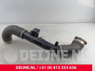 Volvo V90 Intercooler Rohr O298870 foto 3