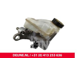 Volvo V60 Hoofdremcilinder O298898 foto 2
