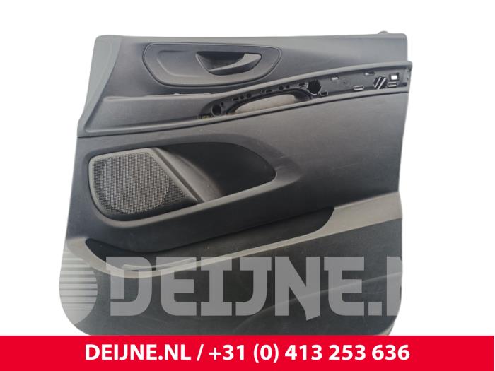 Mercedes eVito Türverkleidung 2-türig rechts O298919