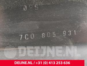Volkswagen Crafter Scheinwerferring links O298933 foto 3