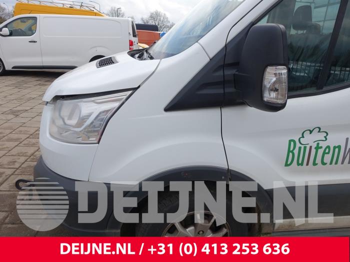 Ford Transit Kotflügel links vorne O299005