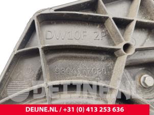 Opel Vivaro Distributiedeksel O299041 foto 3
